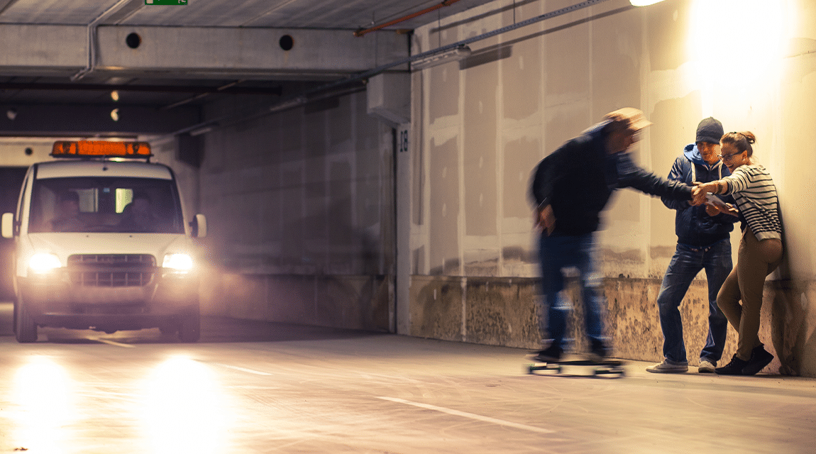 ado se met en danger